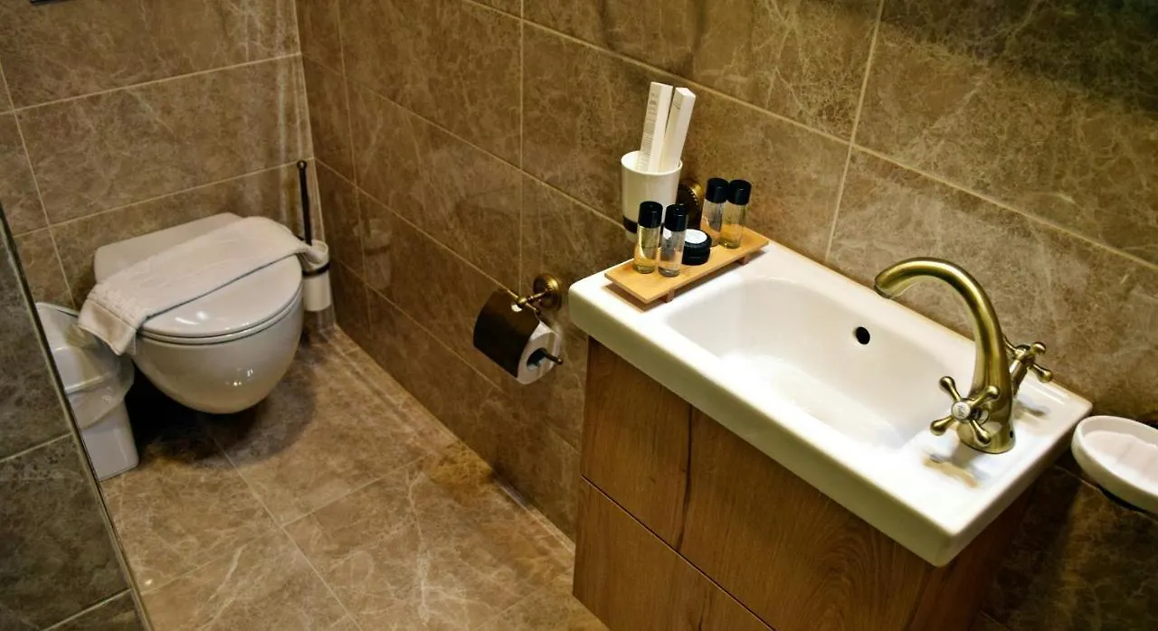 Argyropolis Boutique Hotel Gjirokastër