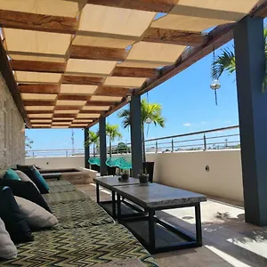 azura-boutique-hotel.quintano-roohotels.com/